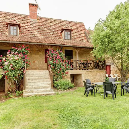 Comfortable With Private Pool Holiday home *